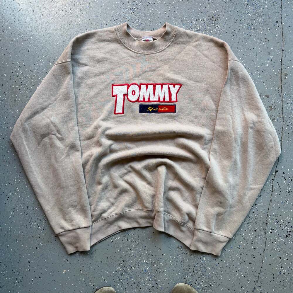 Vintage Tommy Hilfiger Tommy Sports Sweatshirt Crewneck Pullover Sweatshirt - Picture 2 of 6